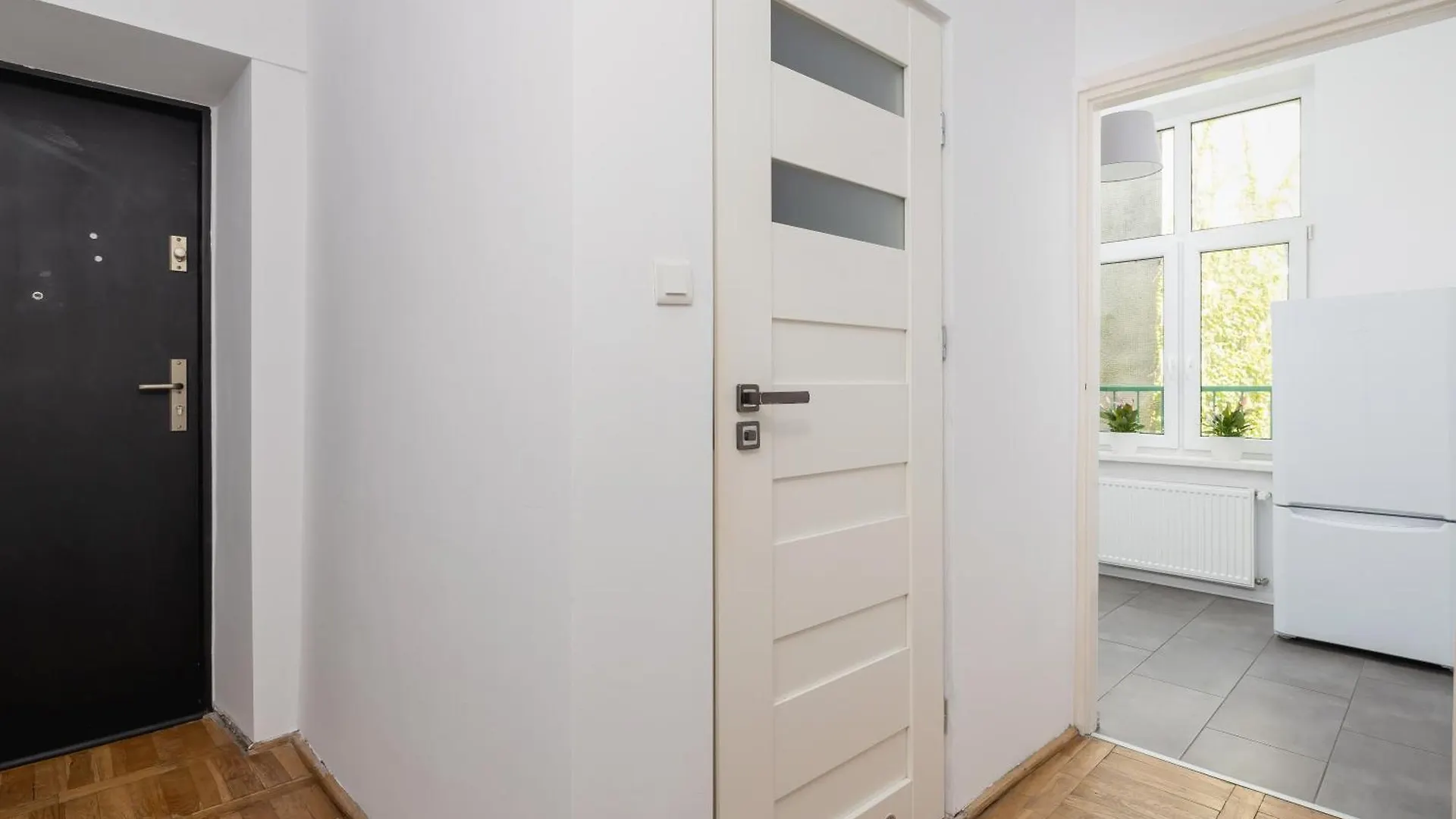 1-Bedroom Apartment With Balcony - Dluga 65 Krakow