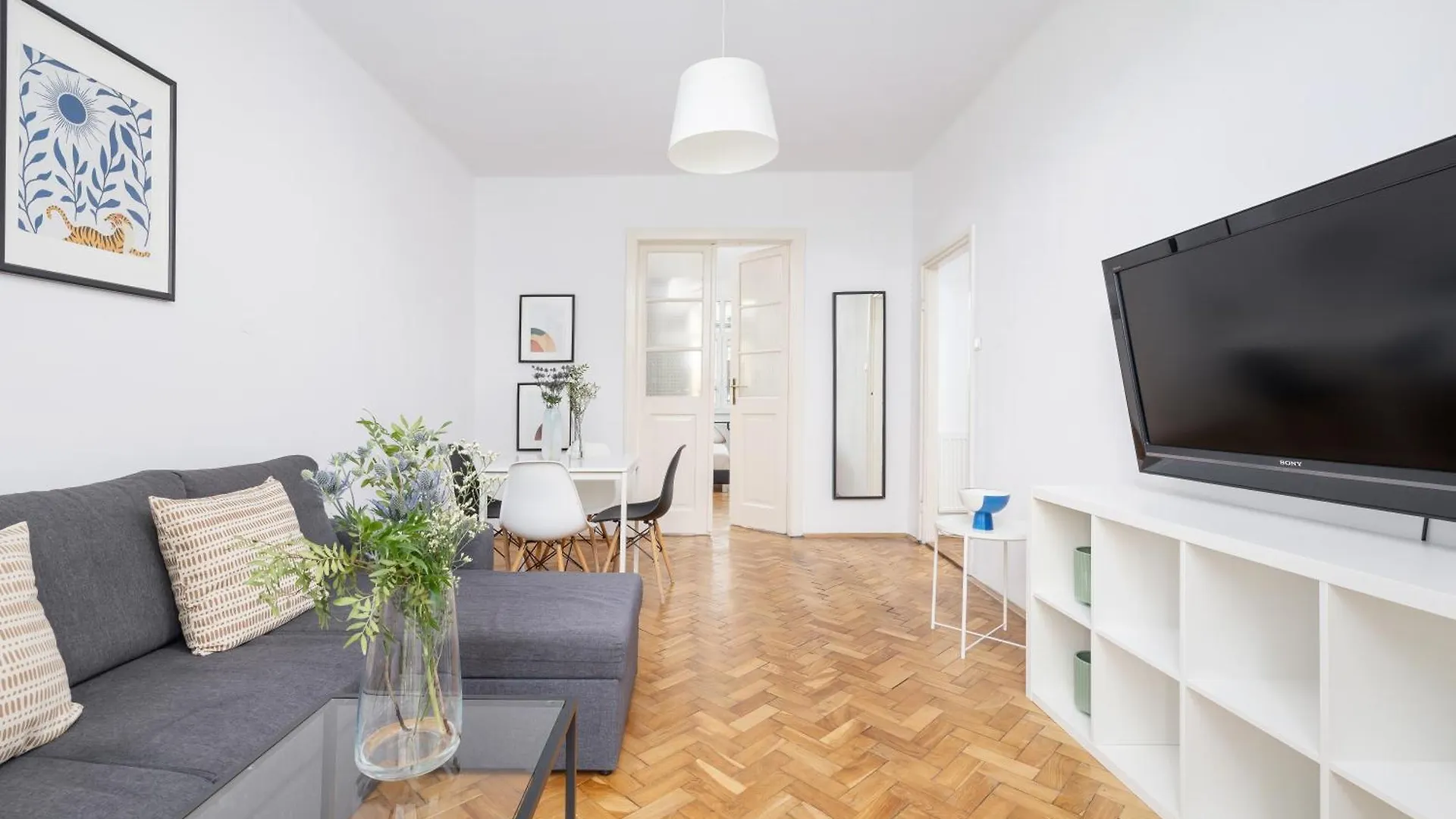 1-Bedroom Apartment With Balcony - Dluga 65 Krakow Poland
