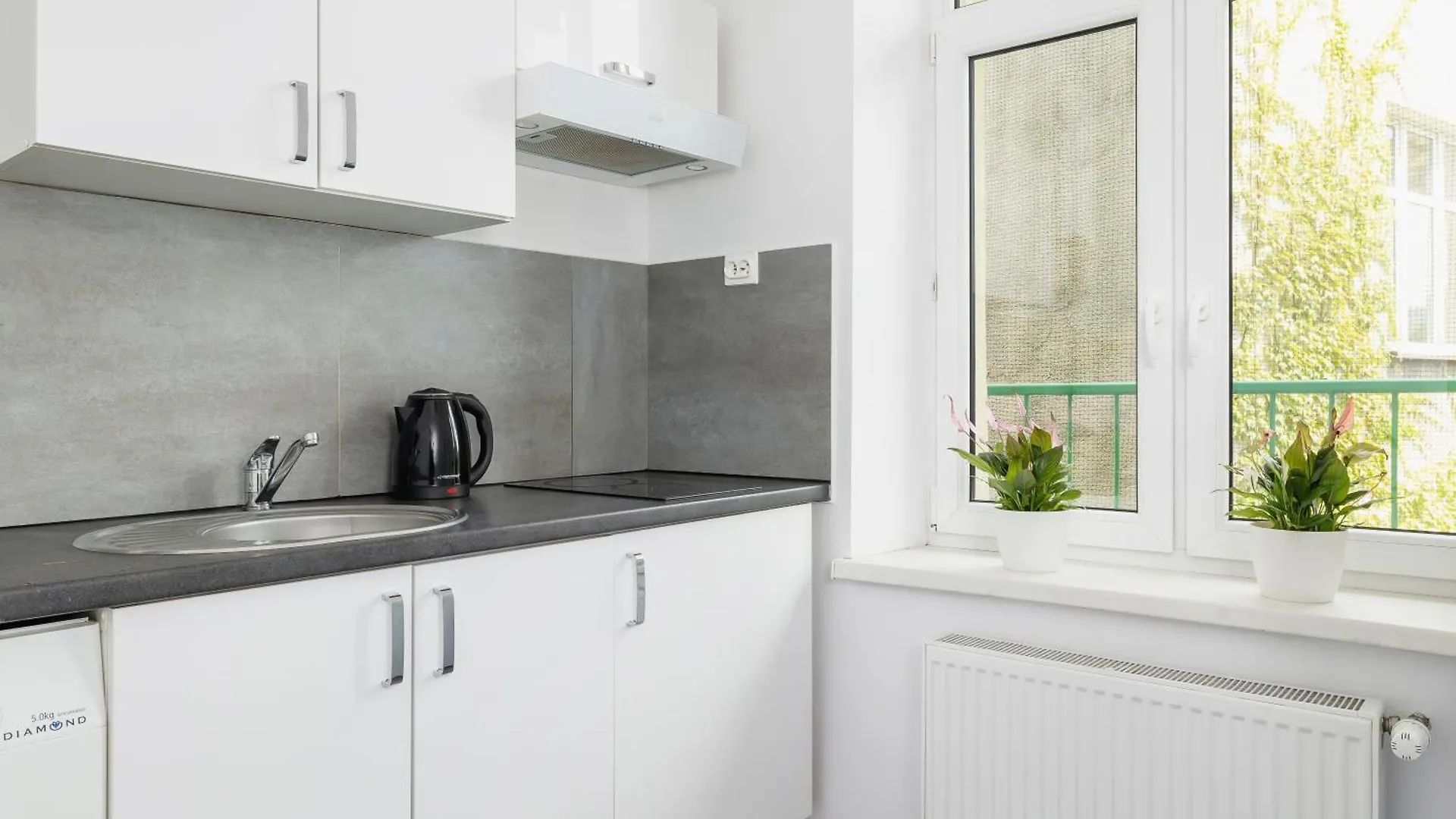 1-Bedroom Apartment With Balcony - Dluga 65 Krakow Poland